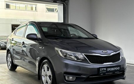 KIA Rio III рестайлинг, 2016 год, 915 000 рублей, 3 фотография