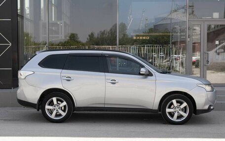 Mitsubishi Outlander III рестайлинг 3, 2012 год, 1 100 000 рублей, 4 фотография