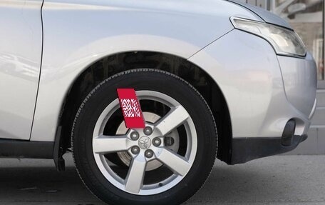 Mitsubishi Outlander III рестайлинг 3, 2012 год, 1 100 000 рублей, 9 фотография