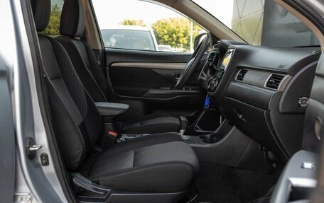 Mitsubishi Outlander III рестайлинг 3, 2012 год, 1 100 000 рублей, 18 фотография
