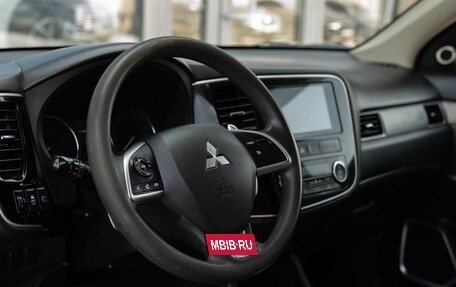 Mitsubishi Outlander III рестайлинг 3, 2012 год, 1 100 000 рублей, 11 фотография