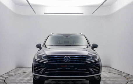 Volkswagen Touareg III, 2016 год, 2 634 000 рублей, 2 фотография