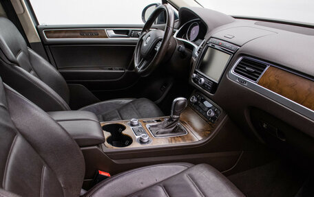 Volkswagen Touareg III, 2016 год, 2 634 000 рублей, 10 фотография