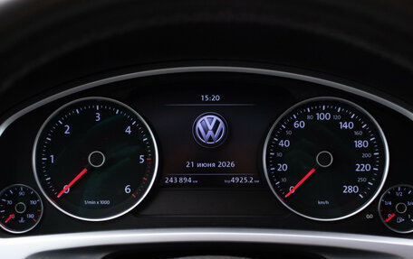Volkswagen Touareg III, 2016 год, 2 634 000 рублей, 13 фотография