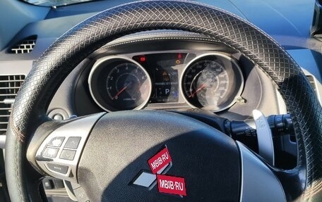 Mitsubishi Outlander III рестайлинг 3, 2010 год, 1 180 000 рублей, 10 фотография