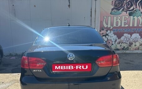Volkswagen Jetta VI, 2012 год, 1 100 000 рублей, 2 фотография