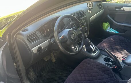 Volkswagen Jetta VI, 2012 год, 1 100 000 рублей, 5 фотография