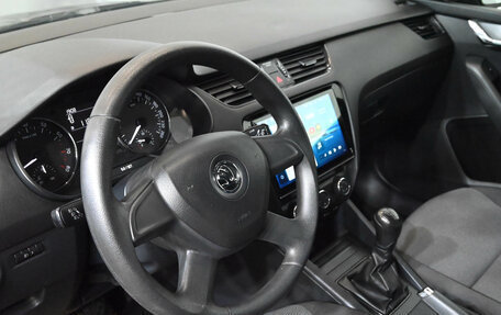 Skoda Octavia, 2013 год, 950 000 рублей, 15 фотография