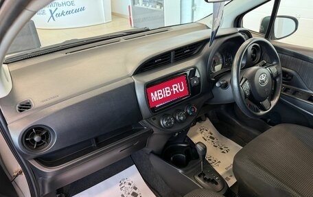 Toyota Vitz, 2017 год, 1 079 000 рублей, 13 фотография