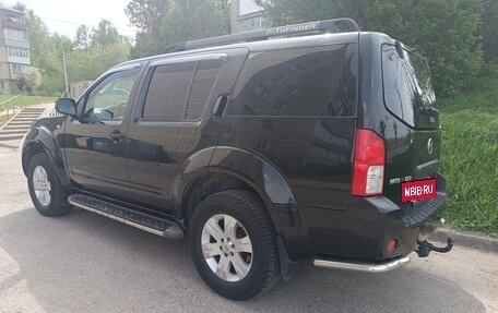 Nissan Pathfinder, 2007 год, 940 000 рублей, 2 фотография