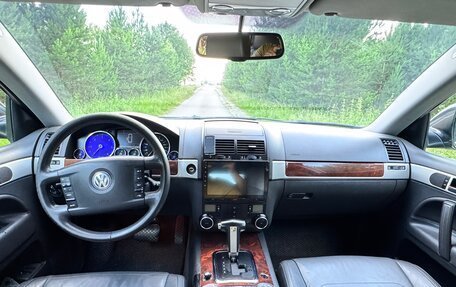 Volkswagen Touareg III, 2010 год, 980 000 рублей, 11 фотография