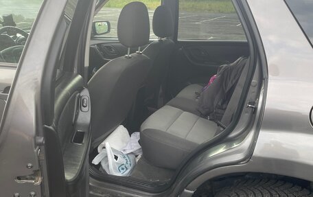 Ford Escape II, 2005 год, 400 000 рублей, 6 фотография