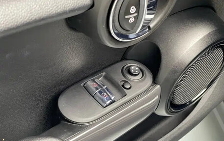 MINI Clubman, 2022 год, 1 999 000 рублей, 9 фотография