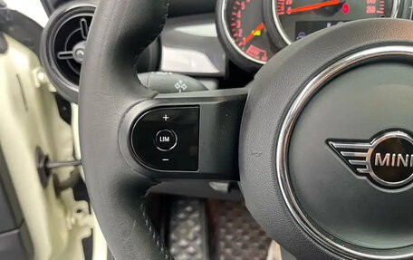MINI Clubman, 2022 год, 1 999 000 рублей, 16 фотография