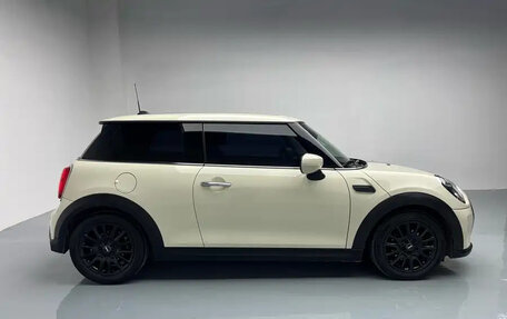 MINI Clubman, 2022 год, 1 999 000 рублей, 20 фотография