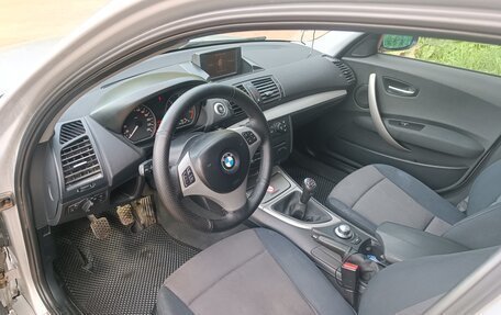 BMW 1 серия, 2005 год, 649 000 рублей, 13 фотография