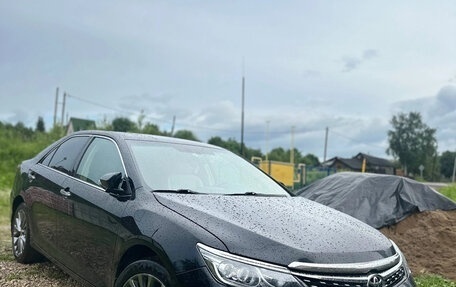 Toyota Camry, 2015 год, 2 200 000 рублей, 4 фотография
