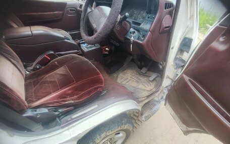 Toyota HiAce H100, 1992 год, 260 000 рублей, 10 фотография
