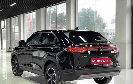 Honda Vezel, 2023 год, 2 126 000 рублей, 5 фотография