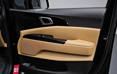 KIA Carnival, 2023 год, 5 784 000 рублей, 30 фотография