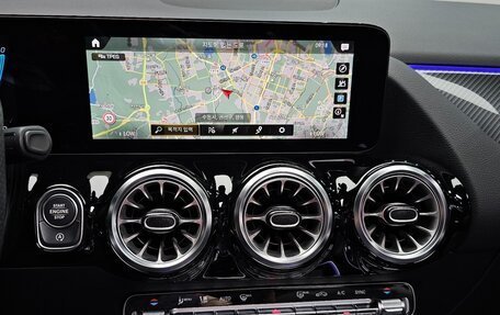 Mercedes-Benz GLA AMG, 2022 год, 5 600 000 рублей, 13 фотография