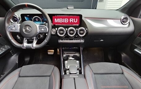 Mercedes-Benz GLA AMG, 2022 год, 5 600 000 рублей, 12 фотография