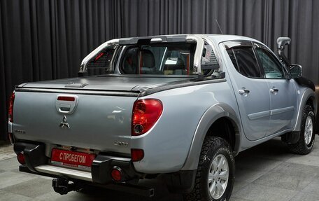 Mitsubishi L200 IV рестайлинг, 2013 год, 1 649 000 рублей, 4 фотография