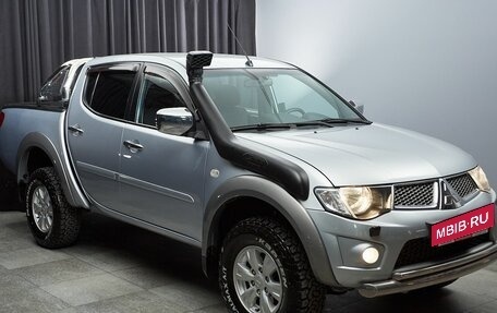 Mitsubishi L200 IV рестайлинг, 2013 год, 1 649 000 рублей, 3 фотография