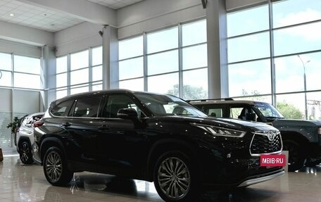 Toyota Highlander, 2026 год, 5 550 000 рублей, 4 фотография