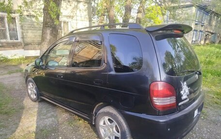 Toyota Corolla Spacio II, 2000 год, 300 000 рублей, 1 фотография