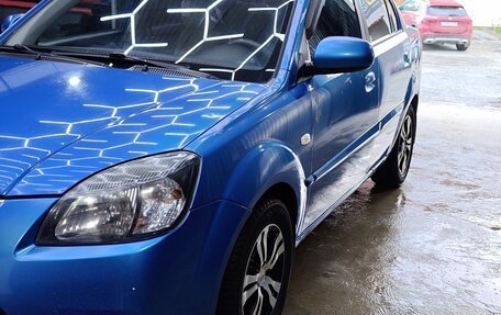 KIA Rio II, 2009 год, 380 000 рублей, 1 фотография
