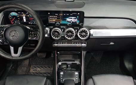 Mercedes-Benz GLB, 2021 год, 2 600 000 рублей, 3 фотография