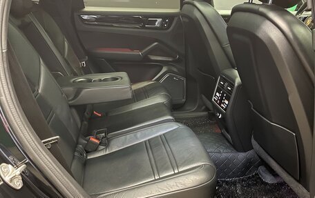Porsche Cayenne III, 2021 год, 10 800 000 рублей, 12 фотография