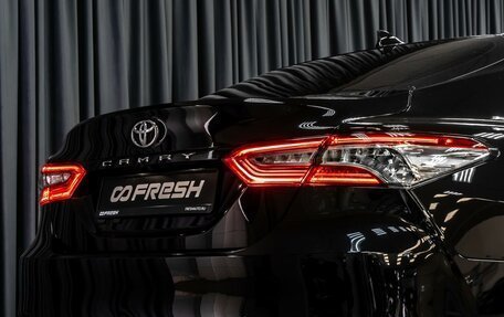 Toyota Camry, 2019 год, 3 249 000 рублей, 7 фотография