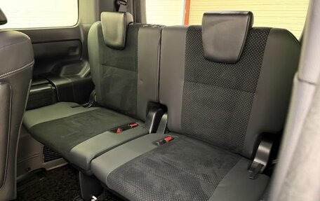 Toyota Voxy III, 2021 год, 1 825 000 рублей, 24 фотография