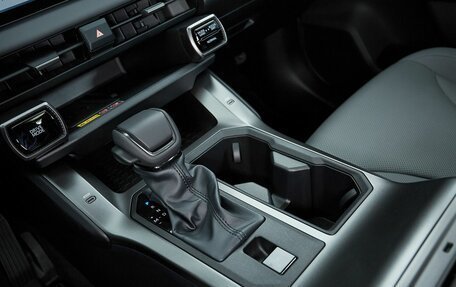 Toyota RAV4, 2026 год, 4 100 000 рублей, 21 фотография