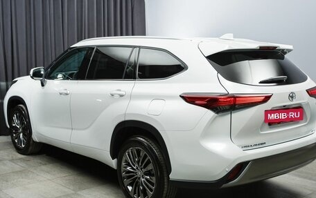 Toyota Highlander, 2026 год, 5 599 000 рублей, 6 фотография