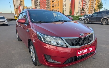 KIA Rio III рестайлинг, 2015 год, 700 000 рублей, 1 фотография