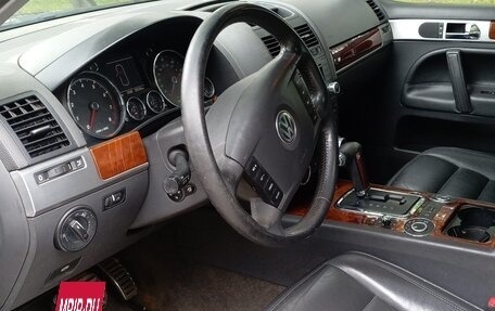 Volkswagen Touareg III, 2004 год, 550 000 рублей, 9 фотография