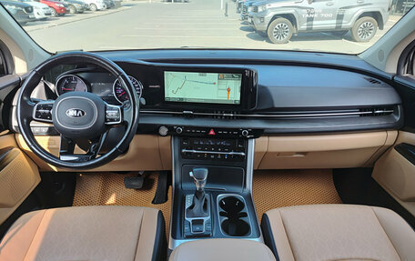KIA Carnival, 2021 год, 3 700 000 рублей, 17 фотография