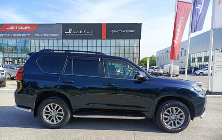Toyota Land Cruiser Prado 150 рестайлинг 2, 2018 год, 5 000 000 рублей, 5 фотография