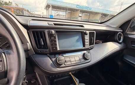 Toyota RAV4, 2017 год, 2 450 000 рублей, 9 фотография