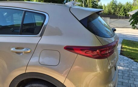KIA Sportage IV рестайлинг, 2018 год, 1 950 000 рублей, 3 фотография