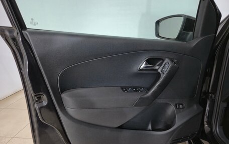 Volkswagen Polo VI (EU Market), 2012 год, 645 000 рублей, 10 фотография
