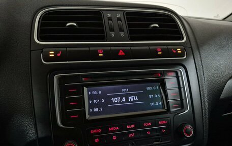 Volkswagen Polo VI (EU Market), 2012 год, 645 000 рублей, 19 фотография
