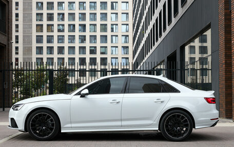 Audi A4, 2018 год, 2 199 000 рублей, 5 фотография