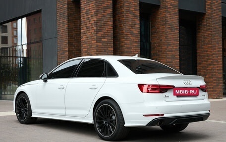 Audi A4, 2018 год, 2 199 000 рублей, 8 фотография