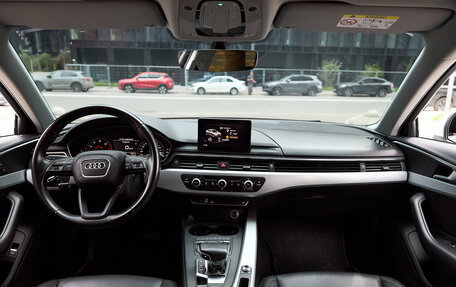 Audi A4, 2018 год, 2 199 000 рублей, 20 фотография
