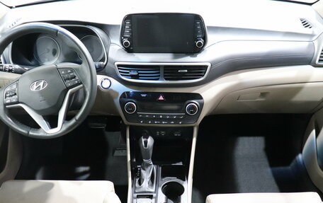 Hyundai Tucson III, 2018 год, 2 190 000 рублей, 15 фотография