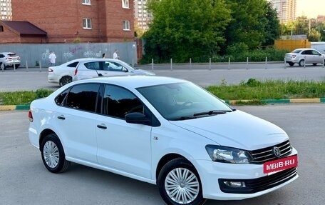 Volkswagen Polo VI (EU Market), 2018 год, 485 000 рублей, 3 фотография